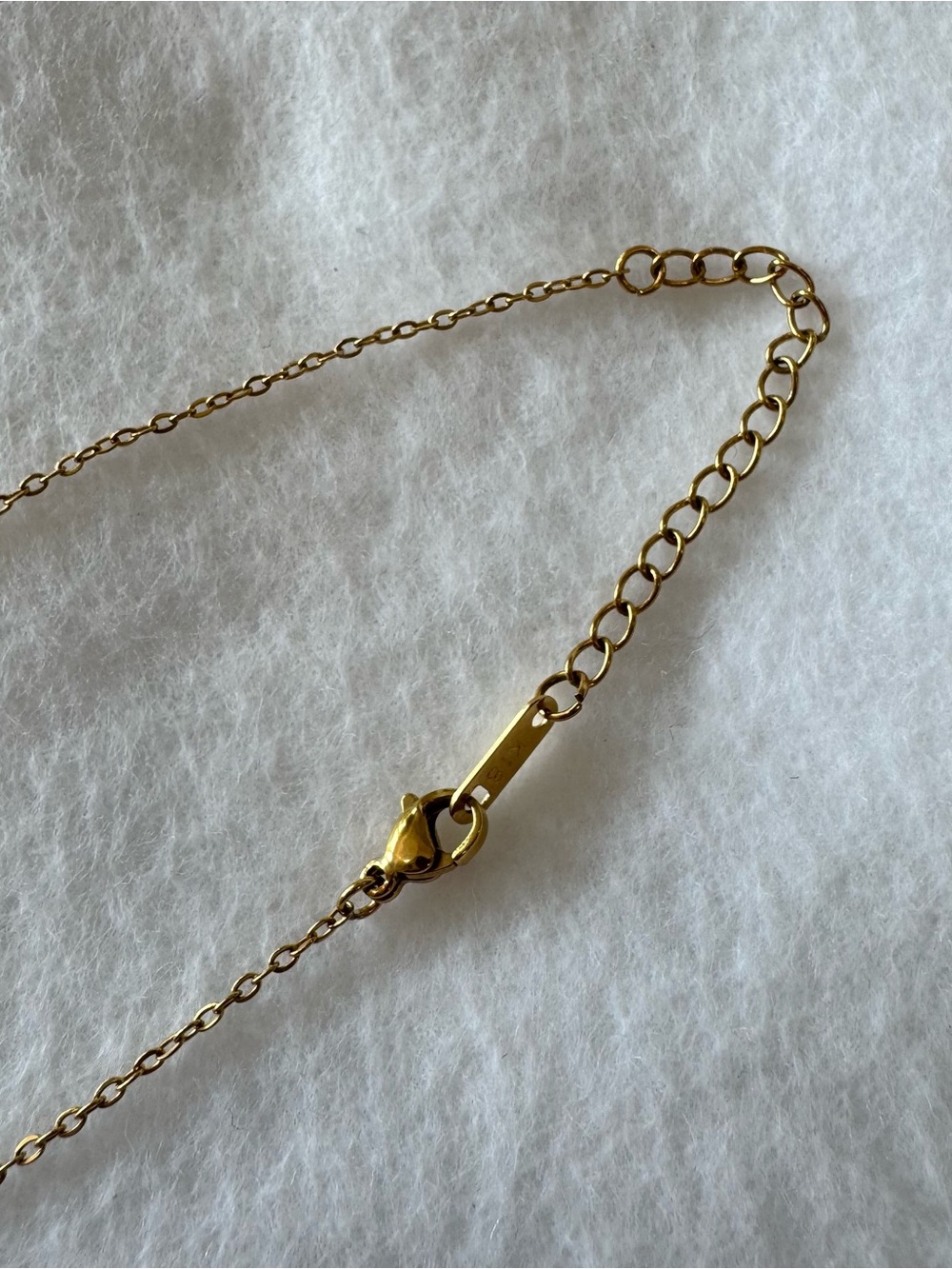 NWT Louise Carter Rome Pendant Necklace Waterproof 18K Gold PVD - Picture 8 of 8